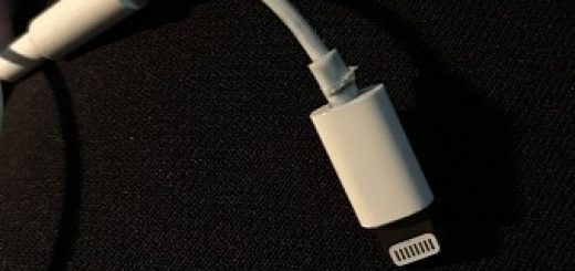 Iphone 7 headphone jack adapters start tearing after only one month