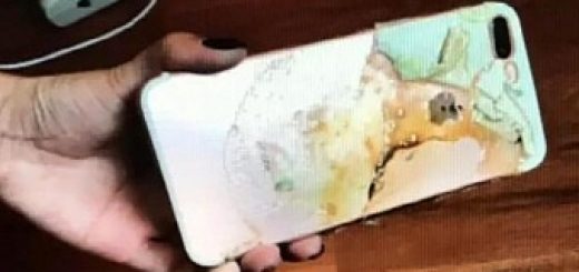 Iphone 7 catches fire on the pillow just next to the head of sleeping owner