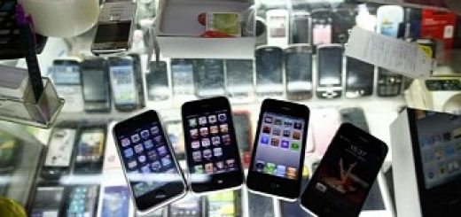 Police crack down on fake iphones sold online