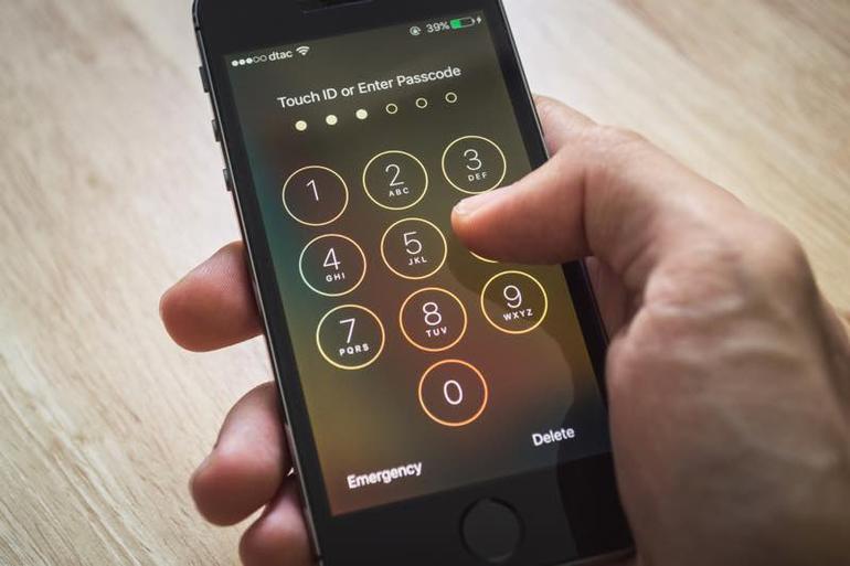Iphone hack allows anyone to brute force the passcode 521692 2
