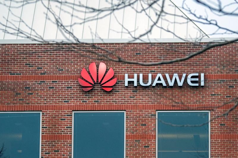 Huawei ceo says china should leave apple alone calls us ban a big joke 526191 2