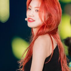 Doyeon red hair