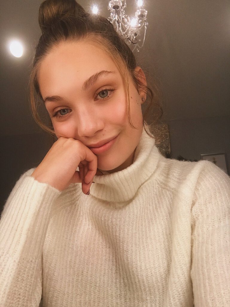 Maddie with little makeup